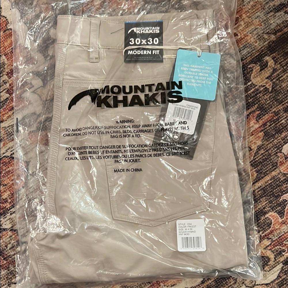 Mountain Khakis Cream Chinos & Khakis
